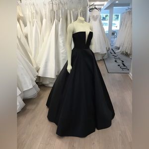 SAMPLE SALE! Anne Barge: Emory Black Ballgown / Black Wedding Dress